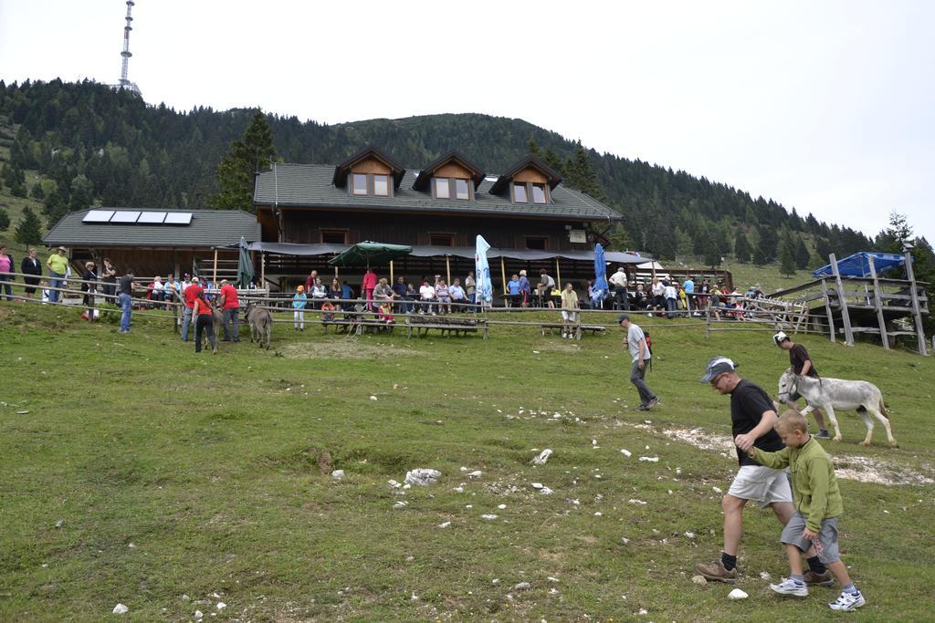 Hotel Ekoturizem Vizencar Cerklje na Gorenjskem Exterior foto
