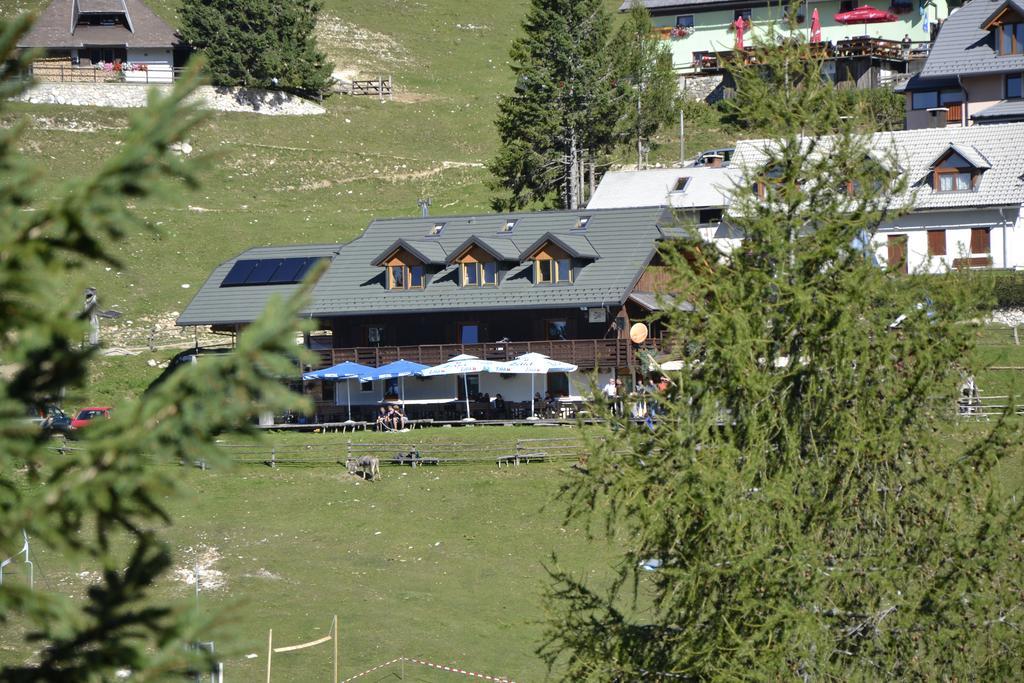 Hotel Ekoturizem Vizencar Cerklje na Gorenjskem Exterior foto